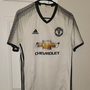 MAN UTD JERSEY